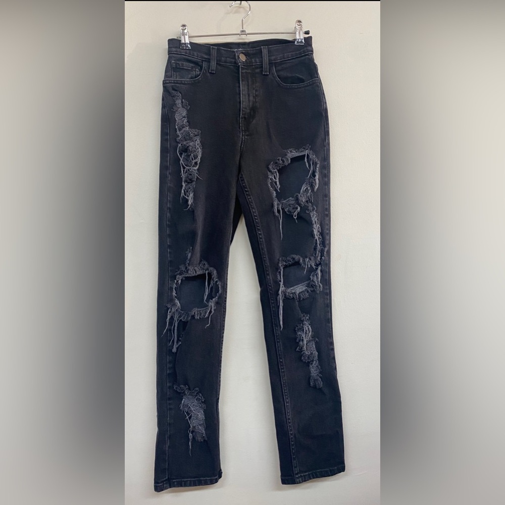 Fashion Nova Ripped Boyfriend High Rise